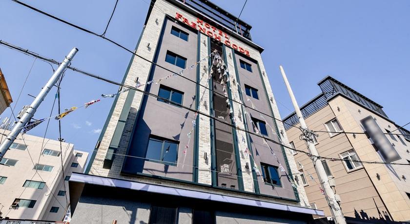 French Code Hotel Changwon Exterior foto